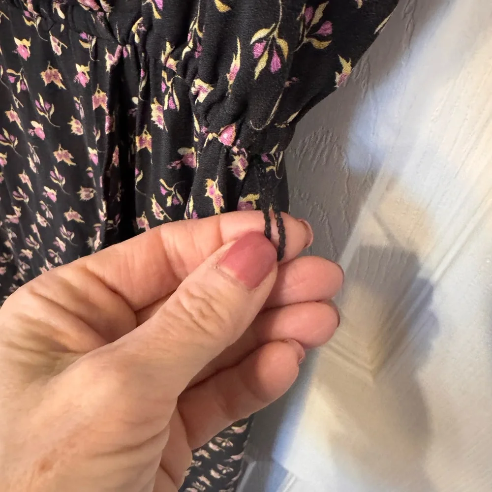 LOFT Black & Pink Midi Dress Faux Wrap Size Medium Cold Shoulder Missing Belt - Picture 6 of 12